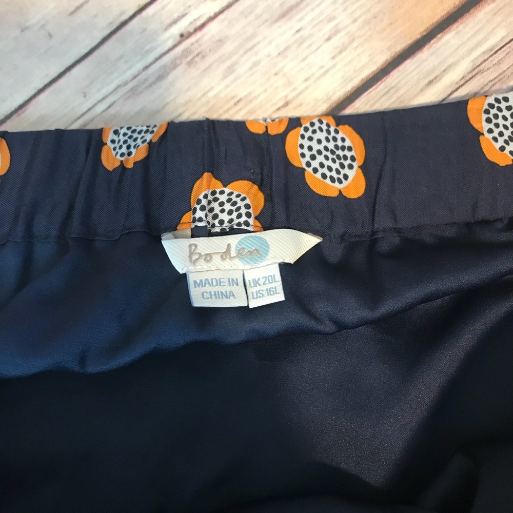 Boden Floral Skirt Size 16L Navy Yellow A Line - Picture 3 of 5